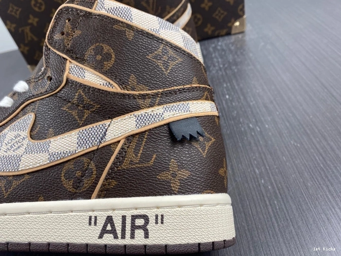 1st Kicks Shoes Jordan OFF-WHITE Air 1 x LV 0710